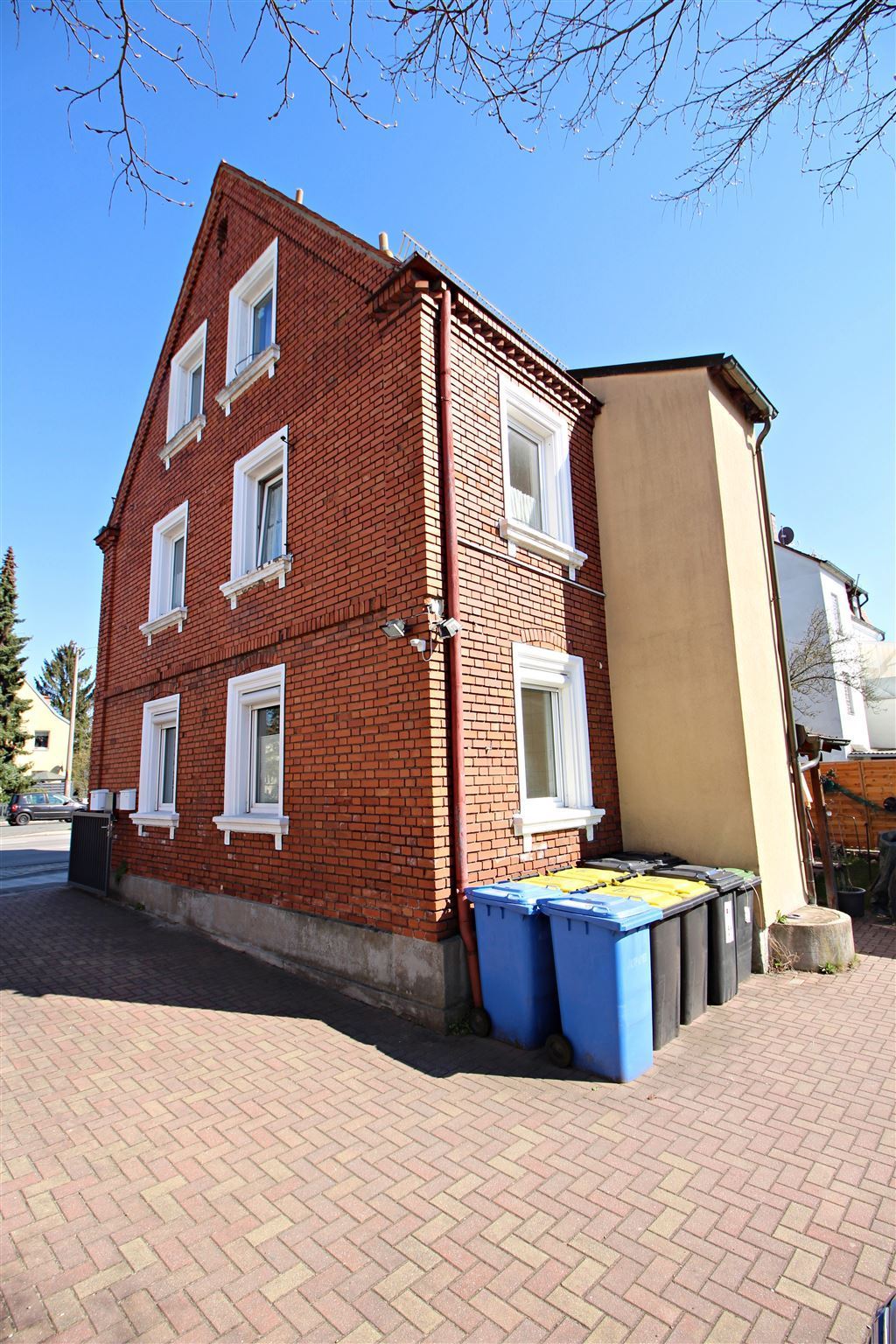 Außenansicht Wohnhaus